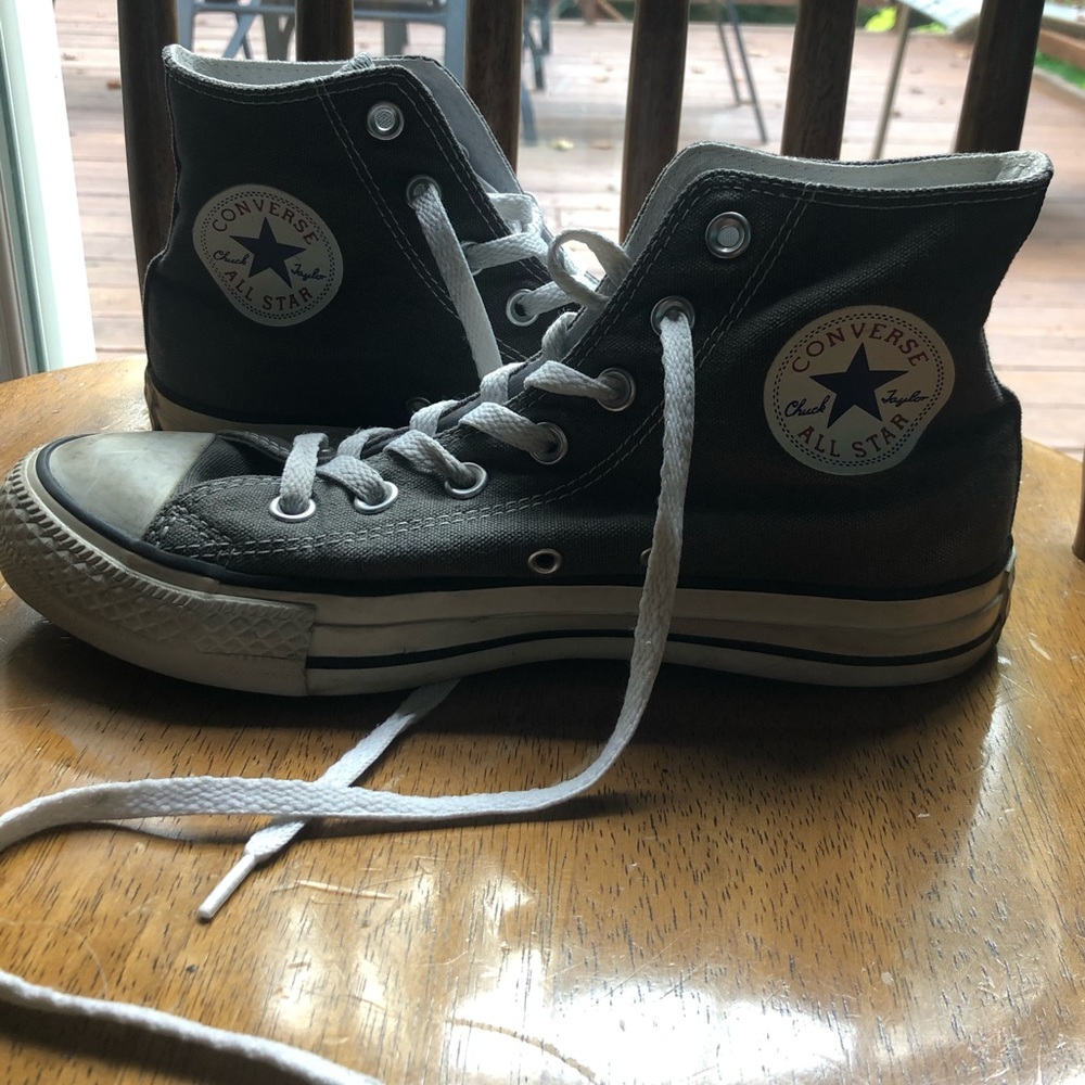 All-star converse shoes- high top